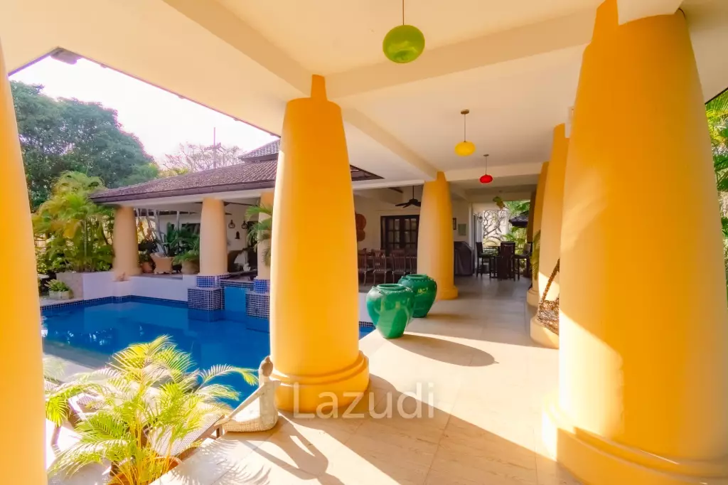LUXURY TROPPICAL POOL VILLA IN HUA HIN SOI 116