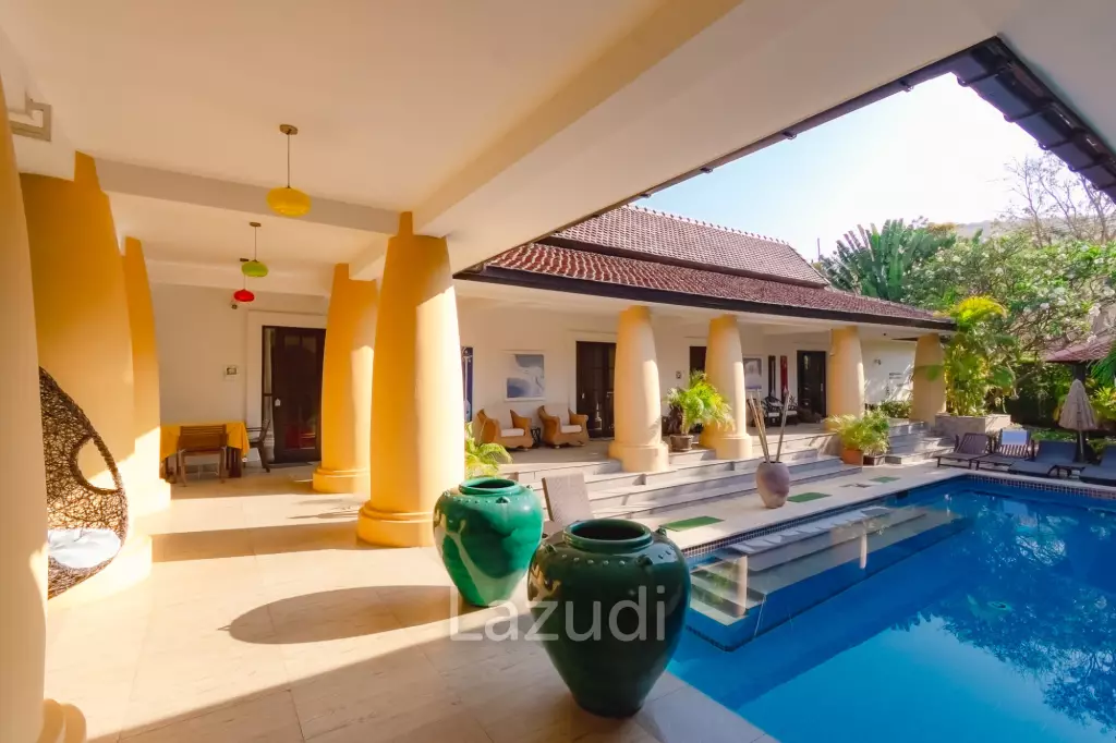 LUXURY TROPPICAL POOL VILLA IN HUA HIN SOI 116