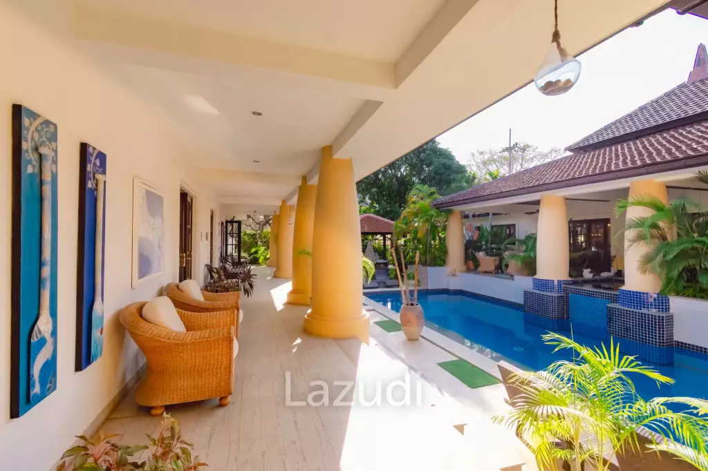 LUXURY TROPPICAL POOL VILLA IN HUA HIN SOI 116