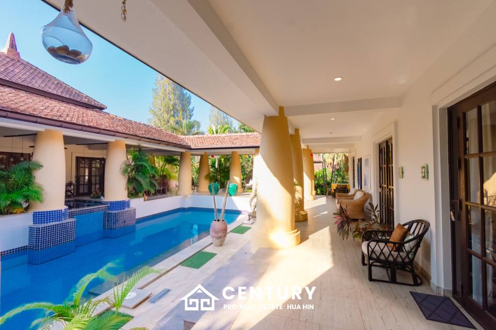 1,595 ตร.ม 5 เตียง 5 อาบน้ำ วิลล่า For ขาย