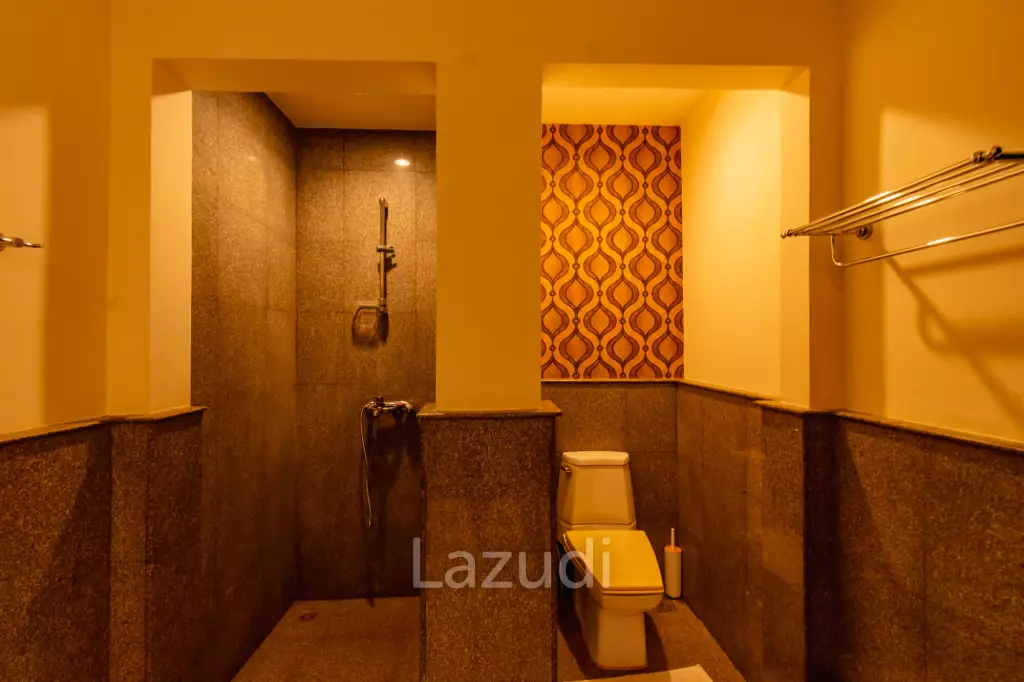 LUXURY TROPPICAL POOL VILLA IN HUA HIN SOI 116