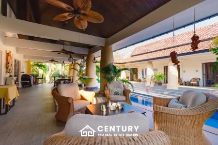 1,595 ตร.ม 5 เตียง 5 อาบน้ำ วิลล่า For ขาย