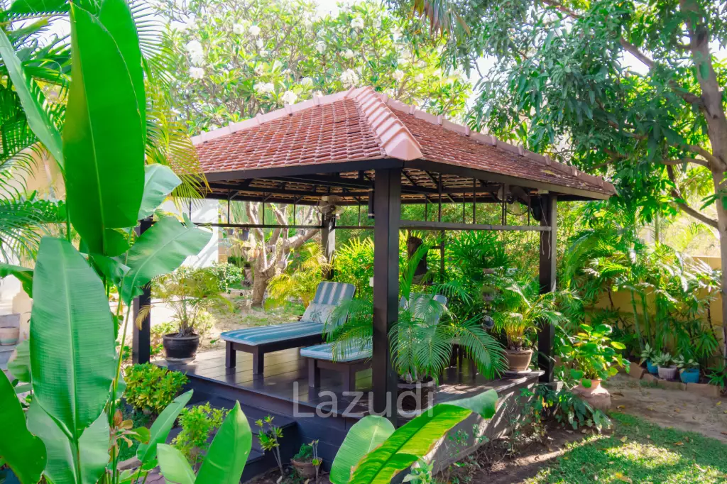 LUXURY TROPPICAL POOL VILLA IN HUA HIN SOI 116