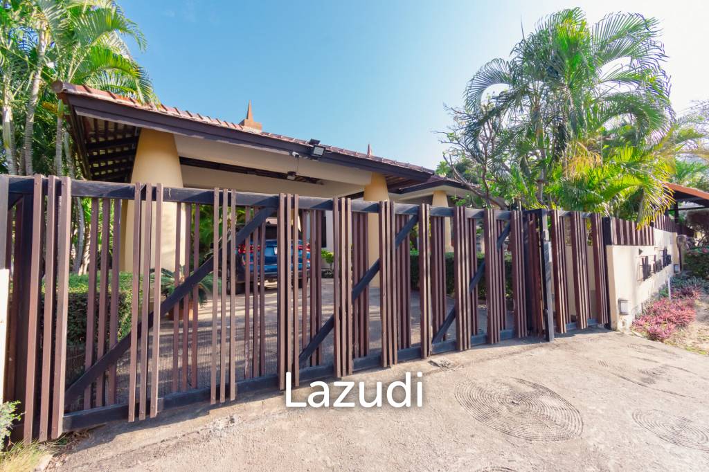 LUXURY TROPPICAL POOL VILLA IN HUA HIN SOI 116