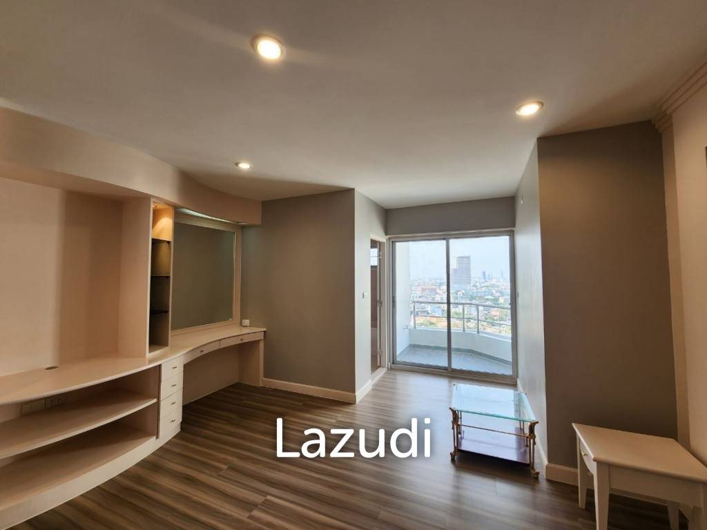 4 bedroom 5 bathroom condo 339 sqm Saichol Mansion