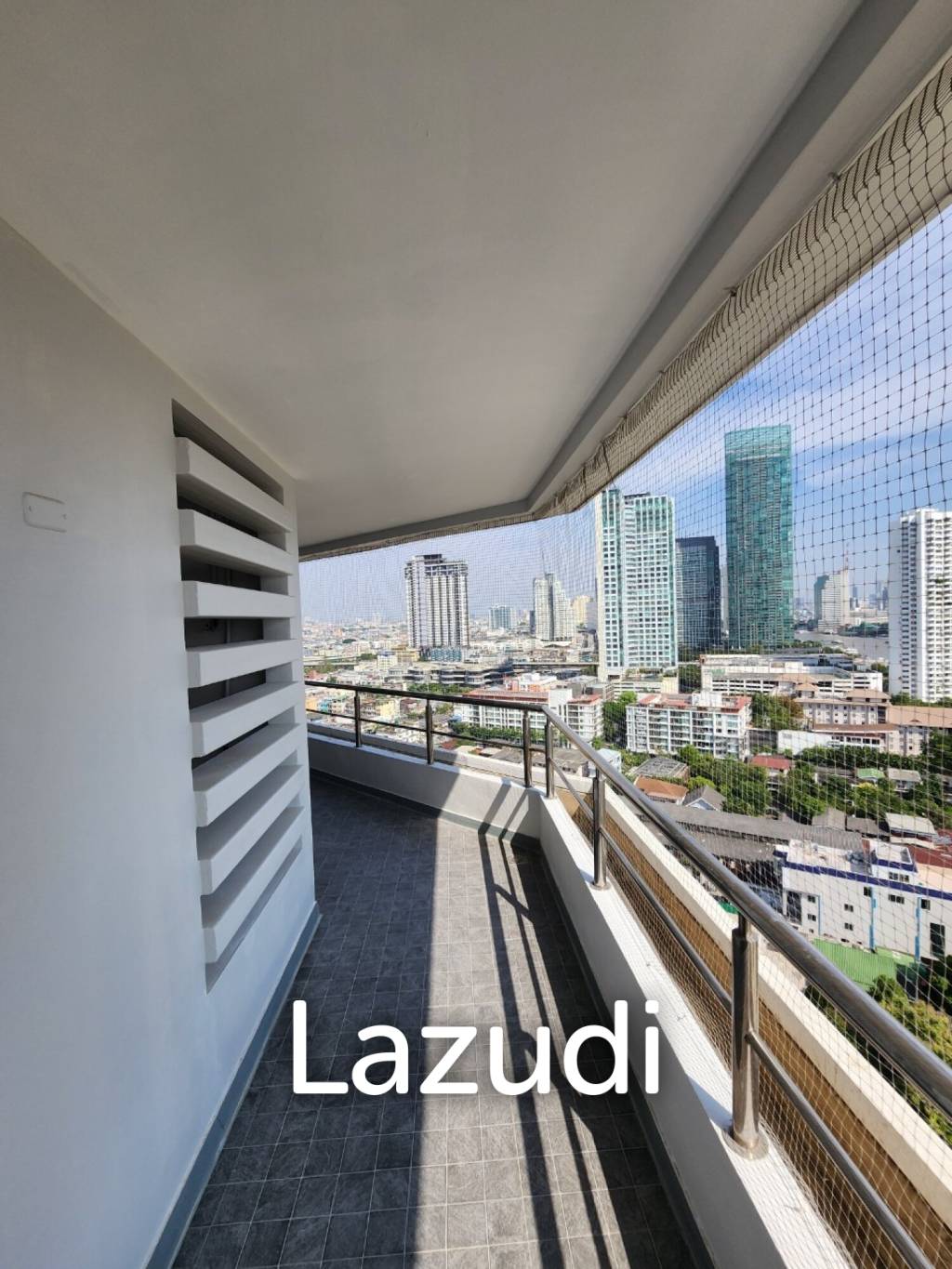 4 bedroom 5 bathroom condo 339 sqm Saichol Mansion