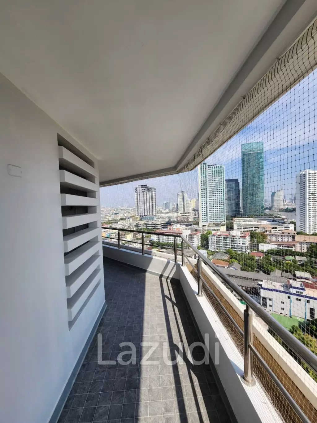 4 bedroom 5 bathroom condo 339 sqm Saichol Mansion