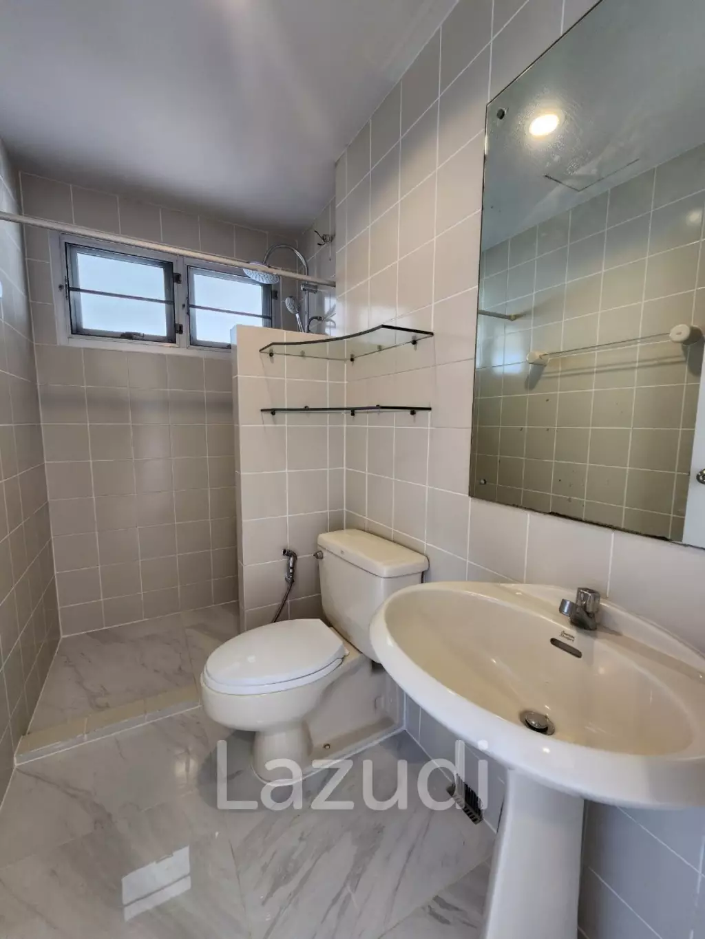 4 bedroom 5 bathroom condo 339 sqm Saichol Mansion