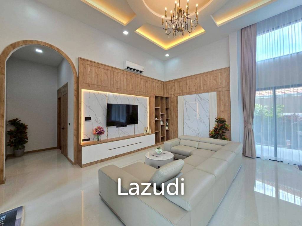 Modern Luxury Pool Villa In East Pattaya