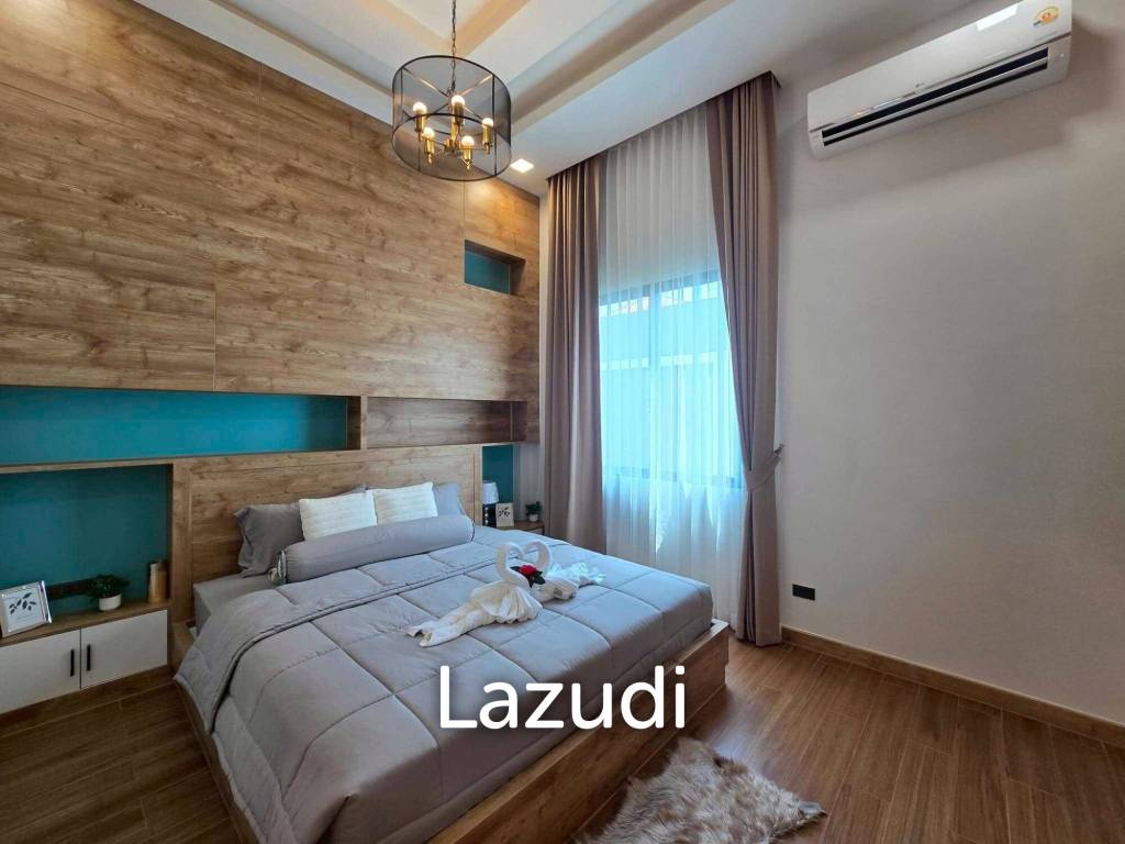 Modern Luxury Pool Villa In East Pattaya