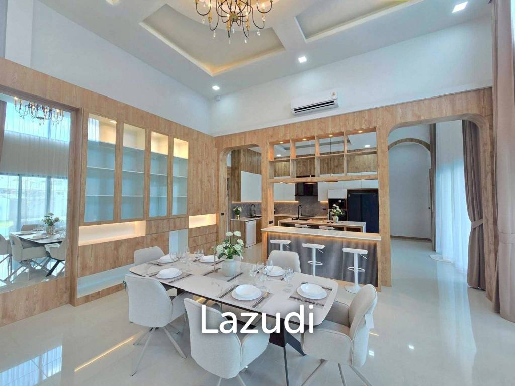 Modern Luxury Pool Villa In East Pattaya