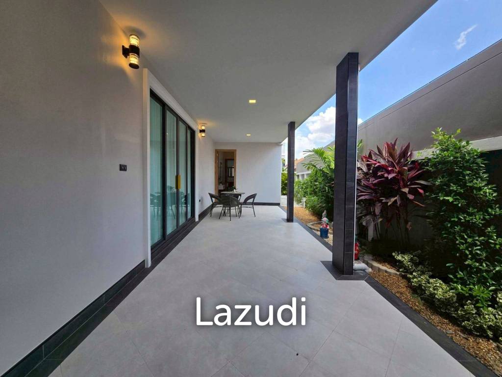 Modern Luxury Pool Villa In East Pattaya