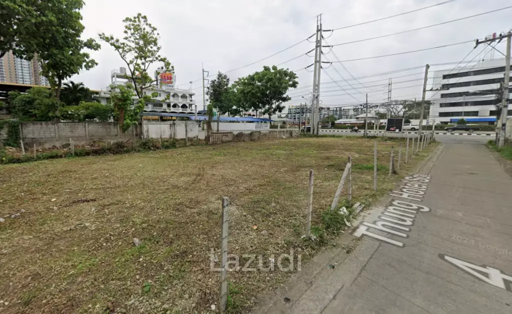484 SQ.M. Land Close to Chiang Mai-Lampang Superhighway.