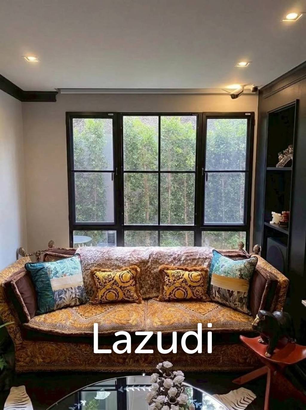 3 bedroom 4 bathroom duplex condo 182 sqm at Na Vara Residence for sale