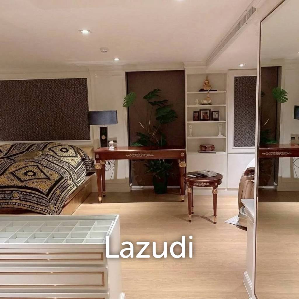 3 bedroom 4 bathroom duplex condo 182 sqm at Na Vara Residence for sale