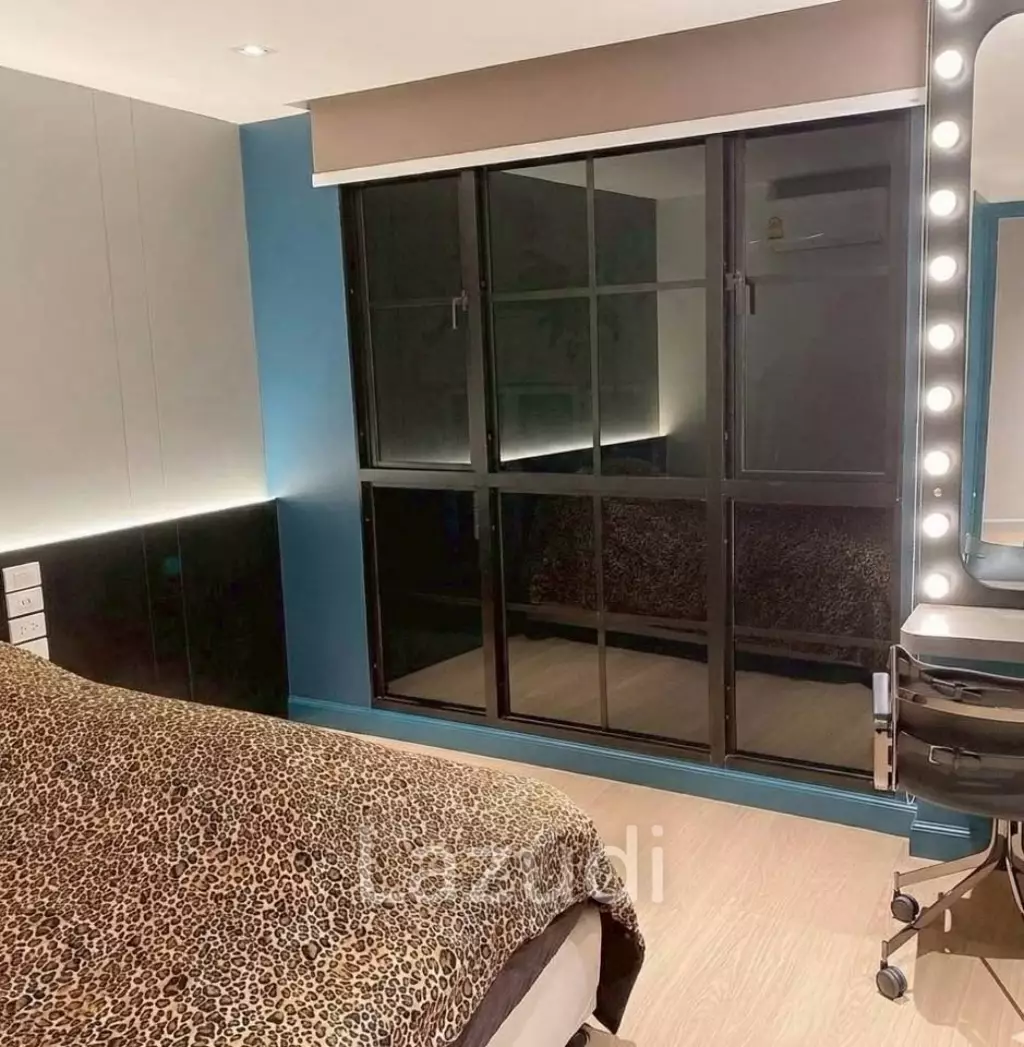 3 bedroom 4 bathroom duplex condo 182 sqm at Na Vara Residence for sale