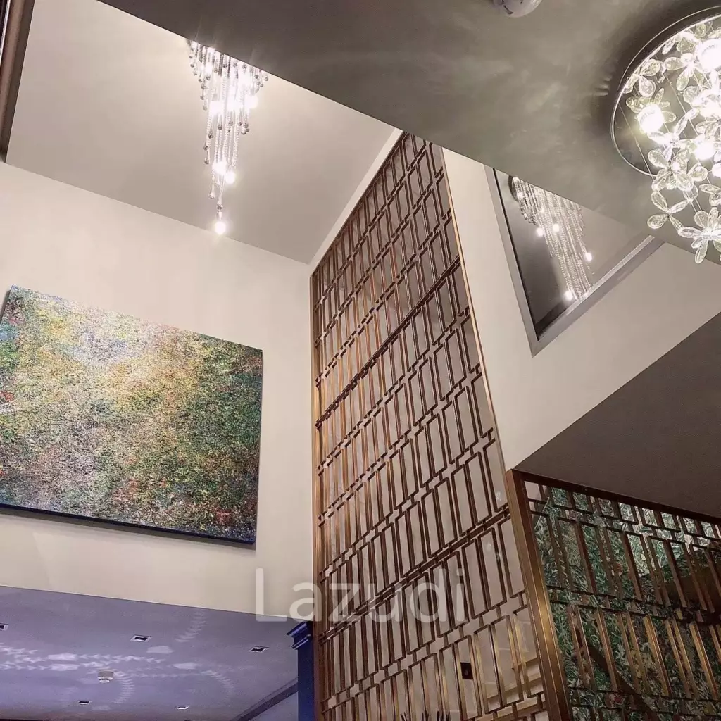 3 bedroom 4 bathroom duplex condo 182 sqm at Na Vara Residence for sale