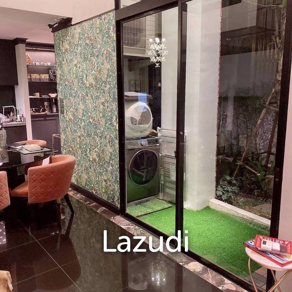 3 bedroom 4 bathroom duplex condo 182 sqm at Na Vara Residence for sale