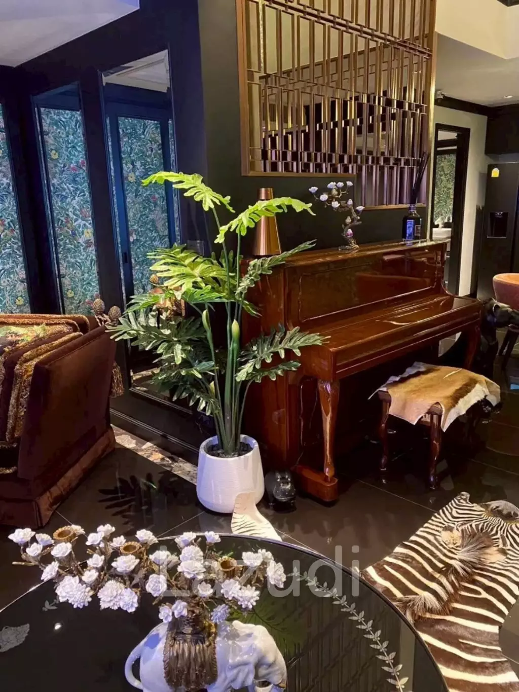3 bedroom 4 bathroom duplex condo 182 sqm at Na Vara Residence for sale