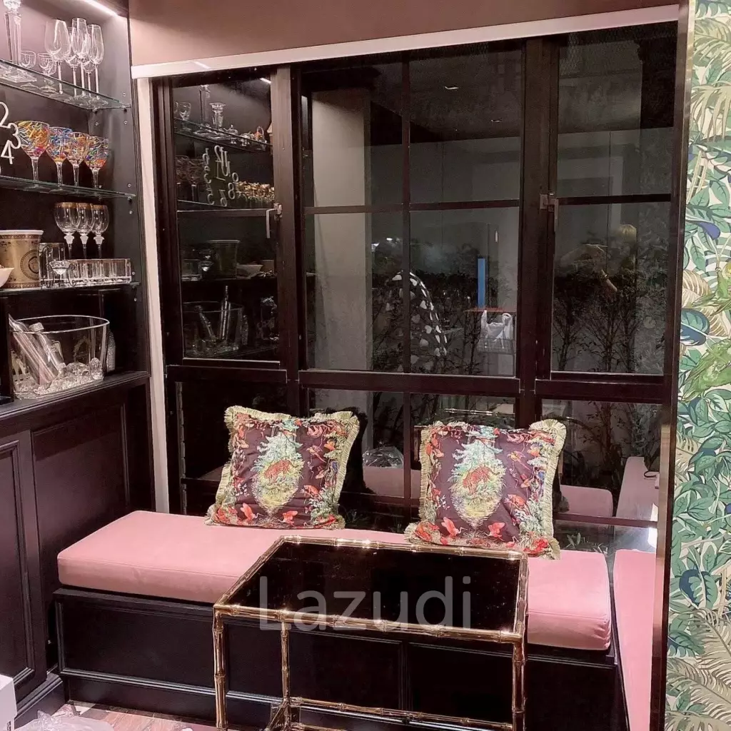 3 bedroom 4 bathroom duplex condo 182 sqm at Na Vara Residence for sale