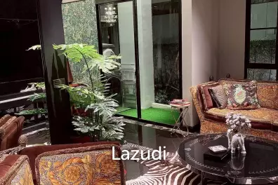 3 bedroom 4 bathroom duplex condo 182 sqm at Na Vara Residence for sale
