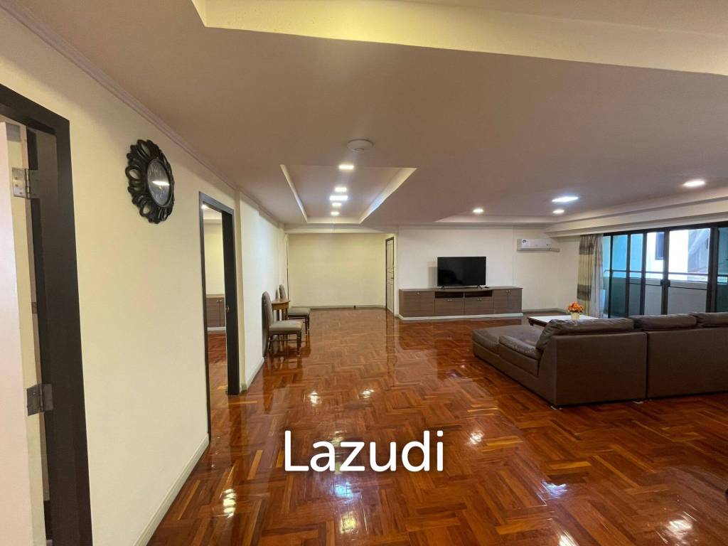 280 sqm condo on 4th floor at D.H.Grand Tower Khlong Tan Nuea Bangkok