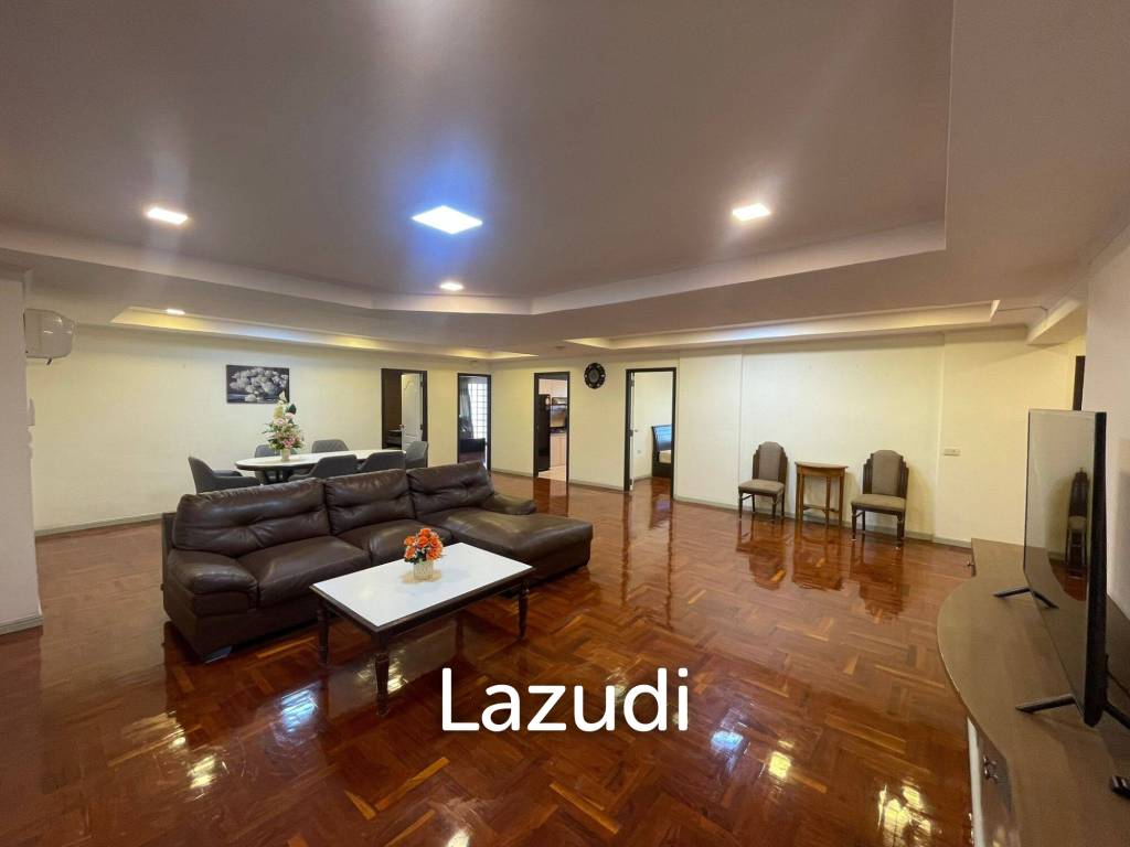 280 sqm condo on 4th floor at D.H.Grand Tower Khlong Tan Nuea Bangkok