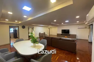 280 sqm condo on 4th floor at D.H.Grand Tower Khlong Tan Nuea Bangkok