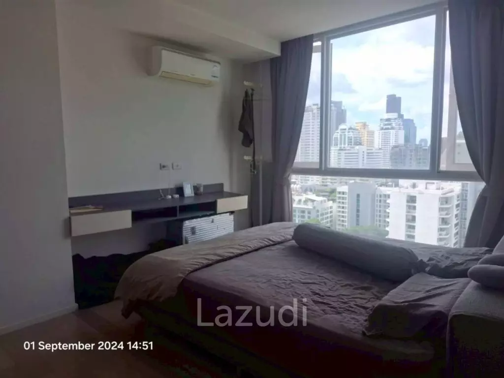 59 sqm high floor 1 Bed condo 15 Sukhumvit Residences