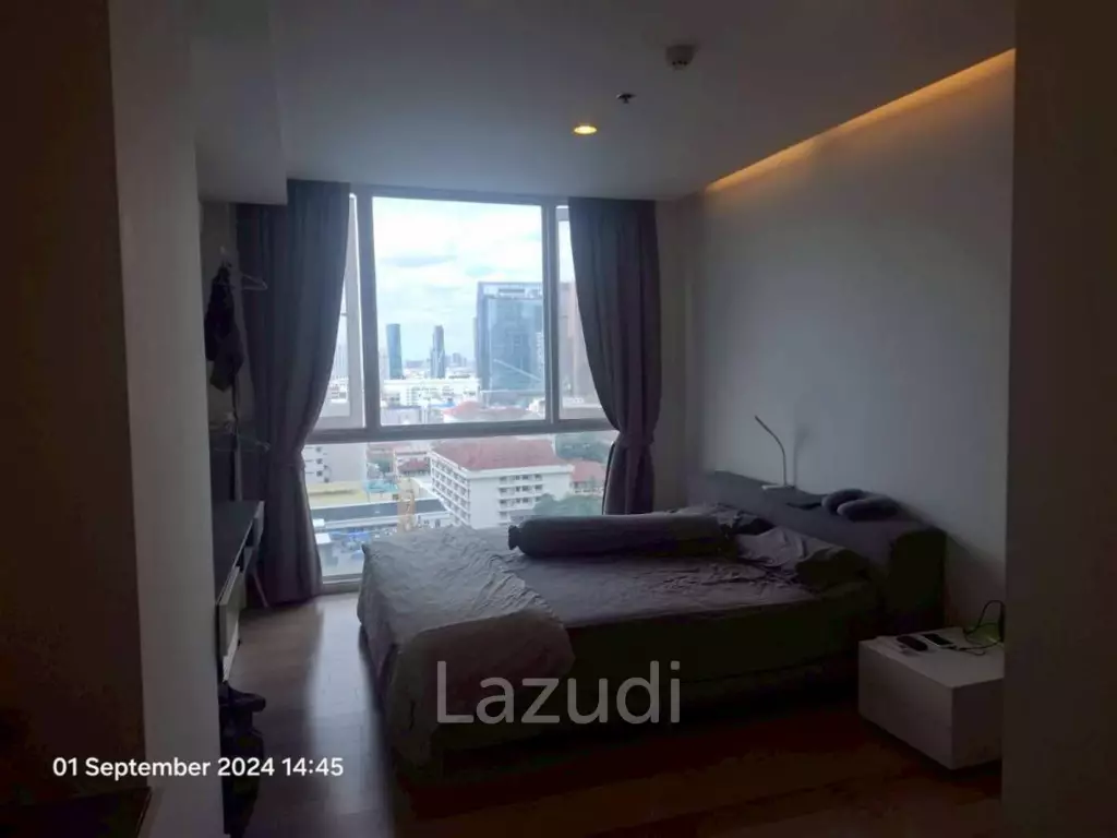 59 sqm high floor 1 Bed condo 15 Sukhumvit Residences