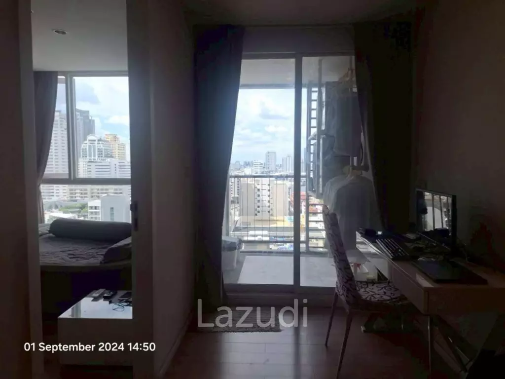 59 sqm high floor 1 Bed condo 15 Sukhumvit Residences