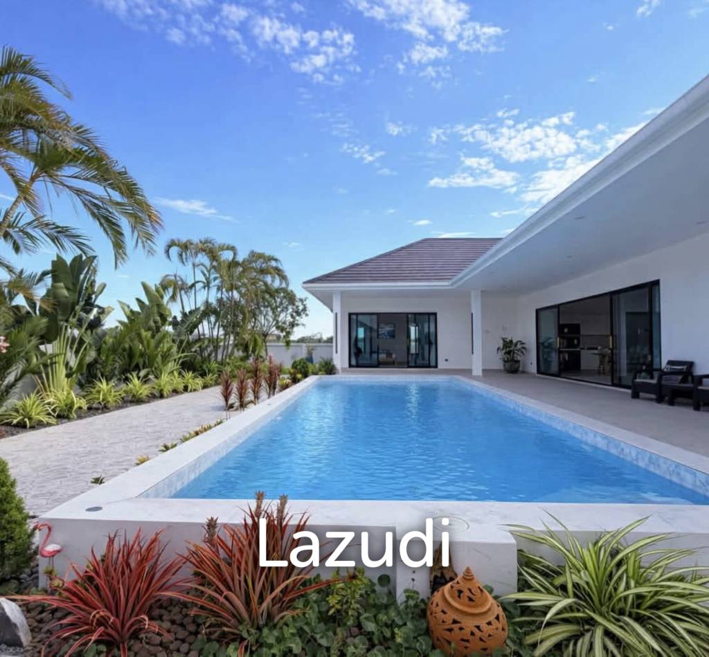 680 ตร.ม 3 เตียง 3 อาบน้ำ วิลล่า For ขาย