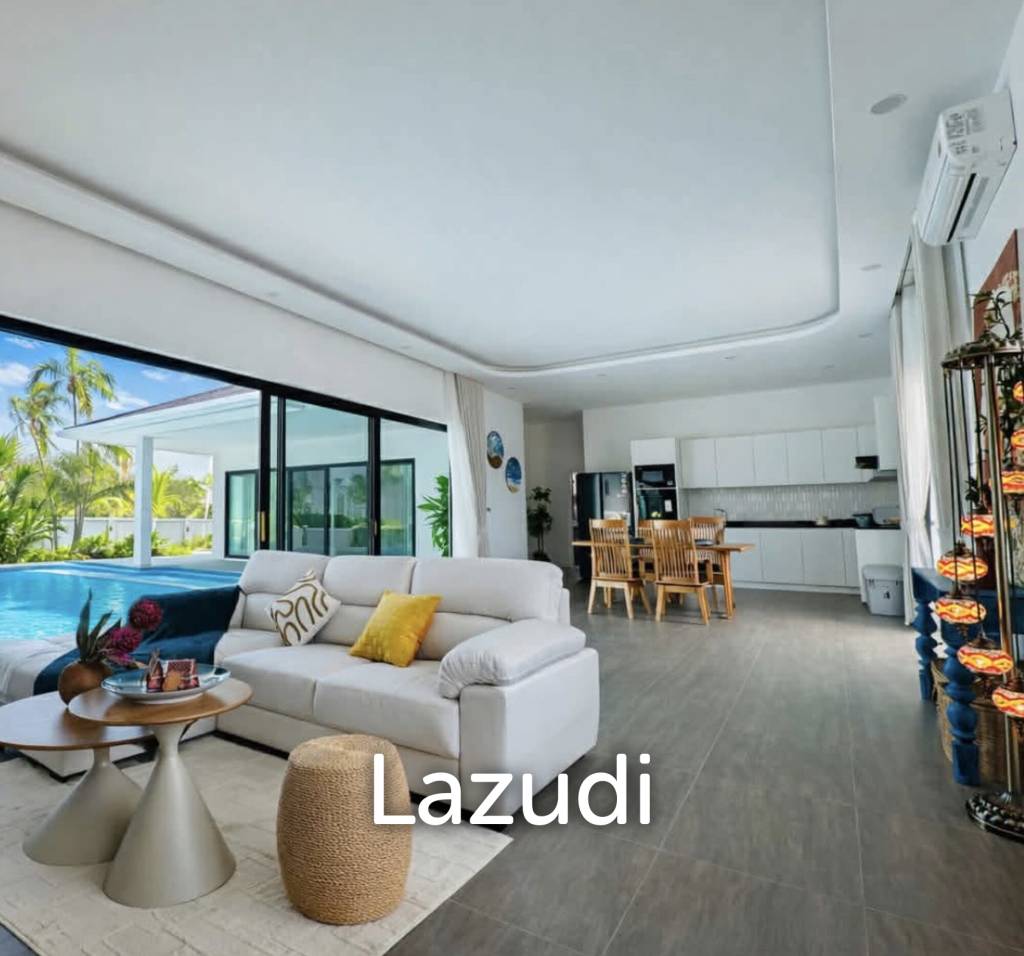 680 ตร.ม 3 เตียง 3 อาบน้ำ วิลล่า For ขาย