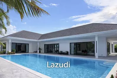 Luxury 3 bed pool villa nr Black Mountain