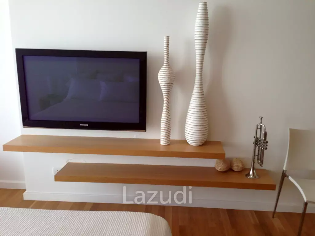 1 Bedroom 1 Bathroom 82 SQ.M. Northpoint Condominium