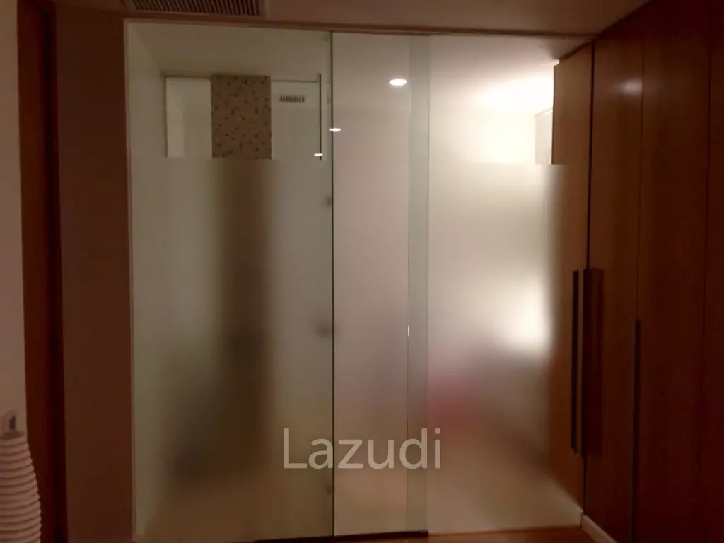 1 Bedroom 1 Bathroom 82 SQ.M. Northpoint Condominium