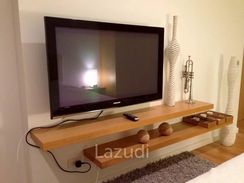 1 Bedroom 1 Bathroom 82 SQ.M. Northpoint Condominium