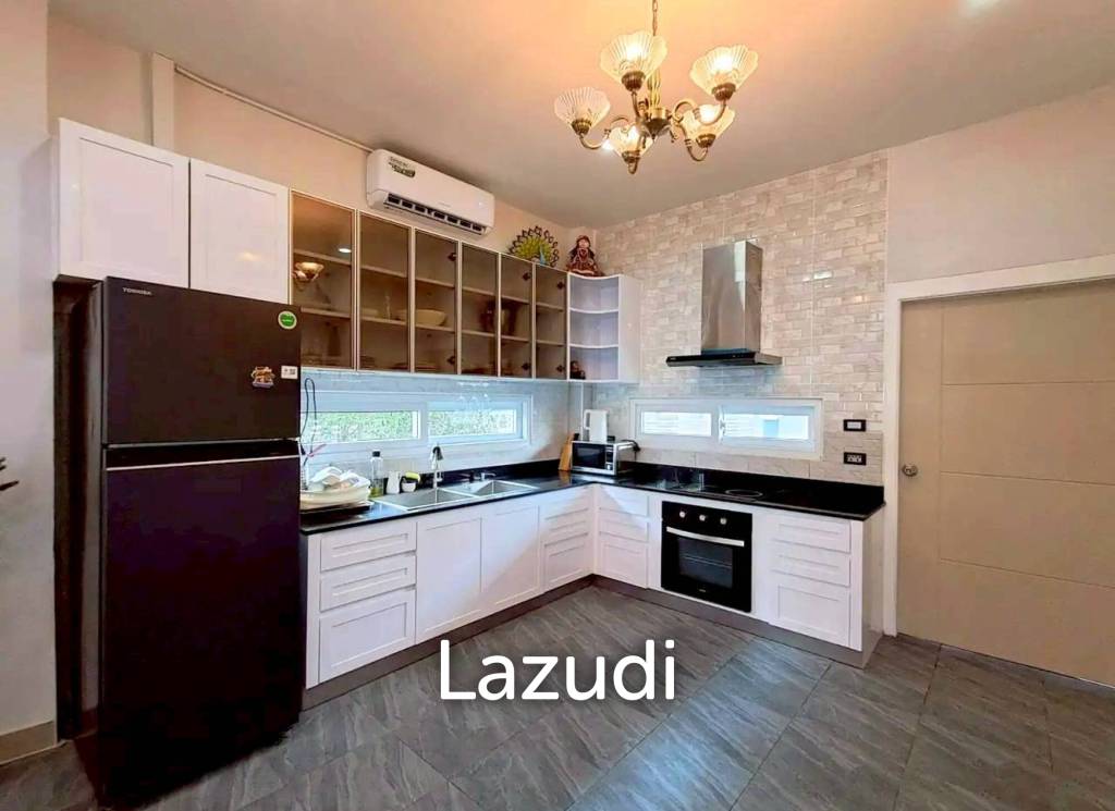 4 Bedroom 3 Bathroom 200 SQ.M. View Point Villa