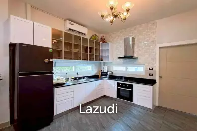 4 Bedroom 3 Bathroom 200 SQ.M. View Point Villa
