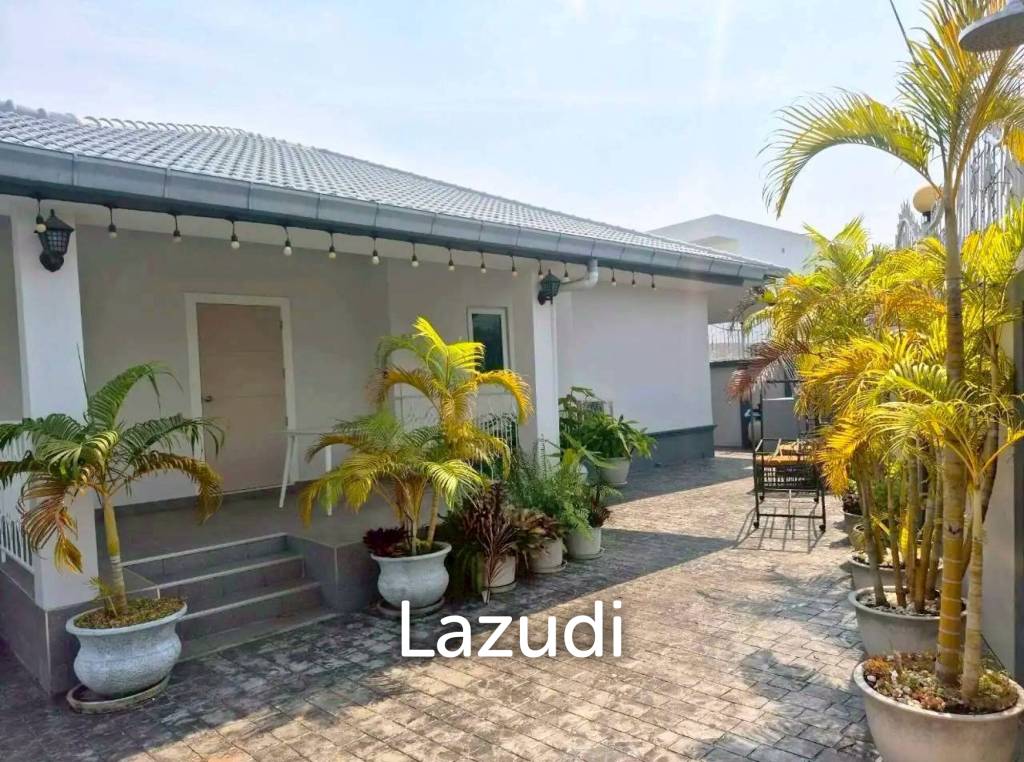 4 Bedroom 3 Bathroom 200 SQ.M. View Point Villa