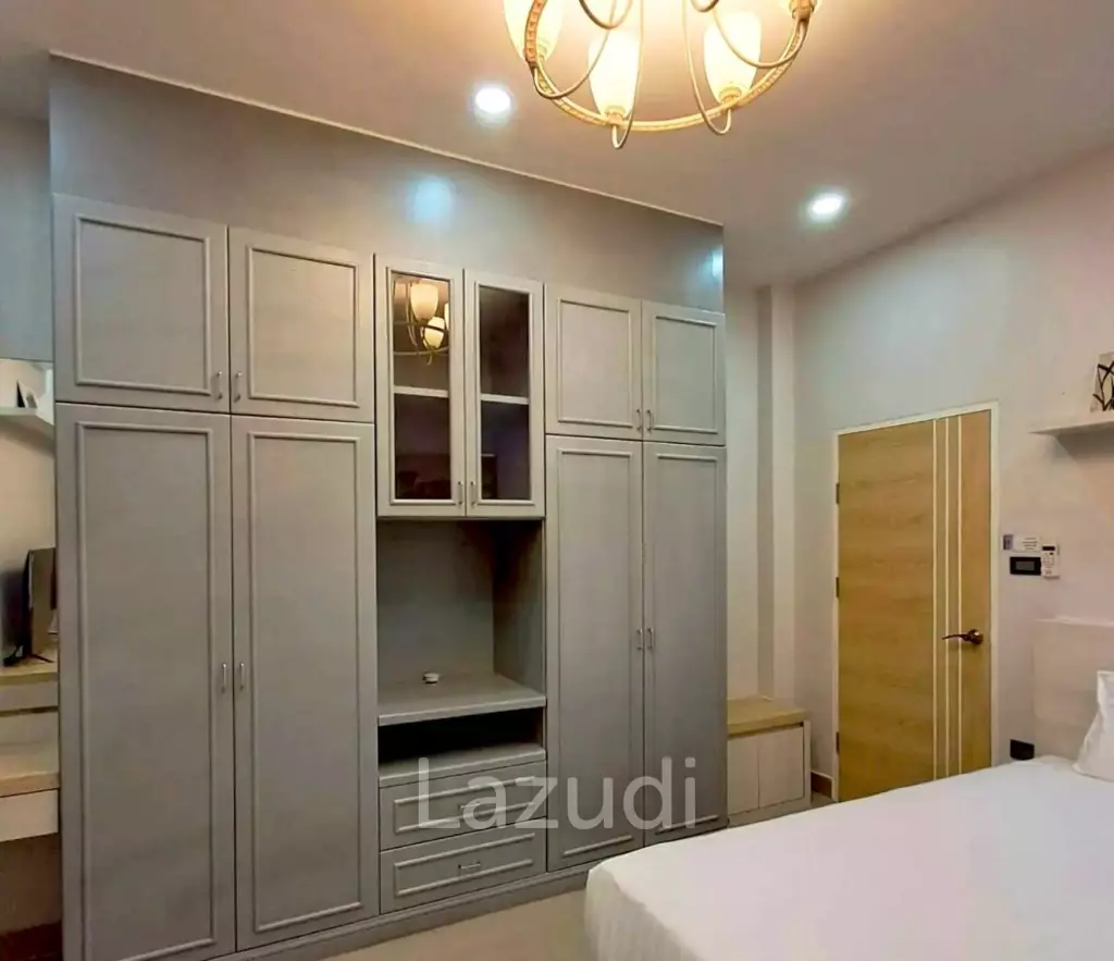 4 Bedroom 3 Bathroom 200 SQ.M. View Point Villa