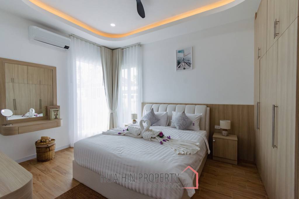 240 sqm New modern pool villa in Hin Lek Fai Hua Hin