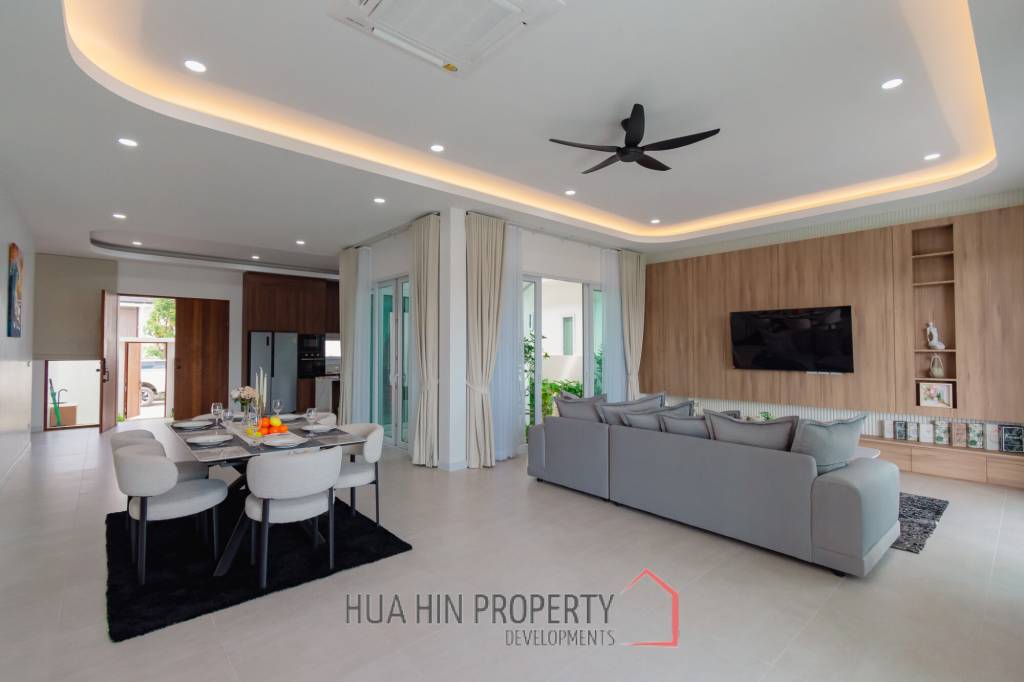 240 sqm New modern pool villa in Hin Lek Fai Hua Hin