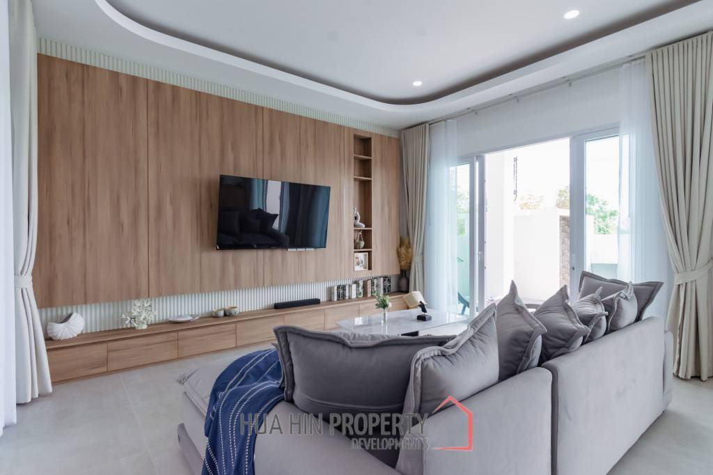 240 sqm New modern pool villa in Hin Lek Fai Hua Hin