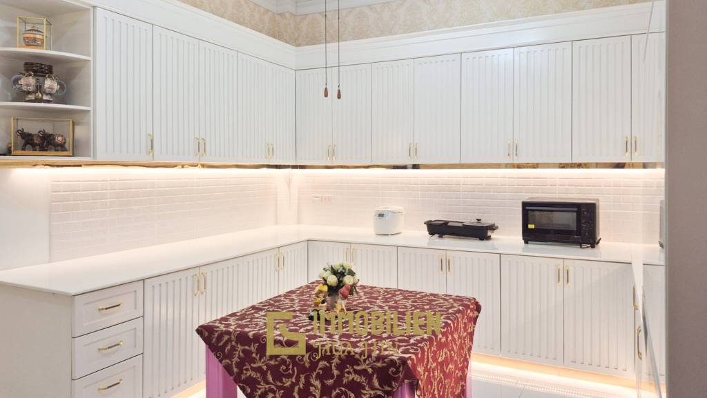 4 Bedroom Detached Home on 4-2-74 Rai  in Hua Hin