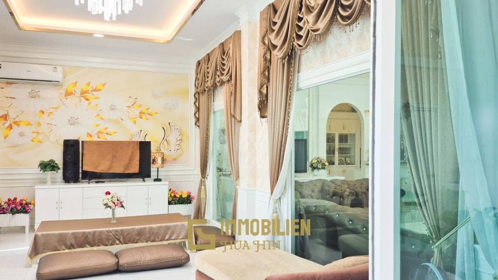 4 Bedroom Detached Home on 4-2-74 Rai  in Hua Hin