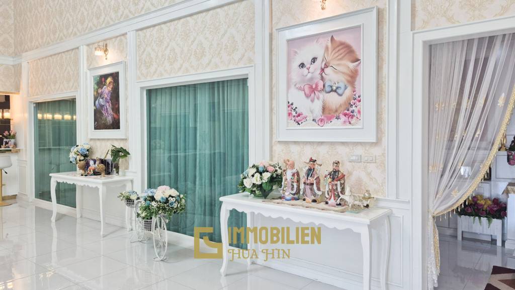 4 Bedroom Detached Home on 4-2-74 Rai  in Hua Hin