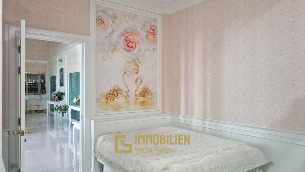 4 Bedroom Detached Home on 4-2-74 Rai  in Hua Hin