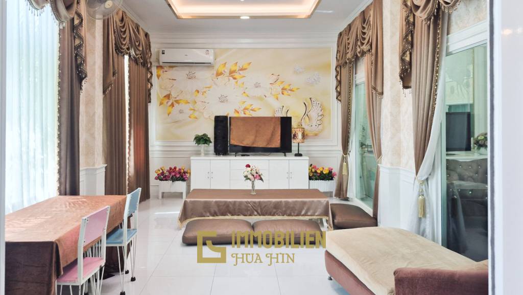 4 Bedroom Detached Home on 4-2-74 Rai  in Hua Hin