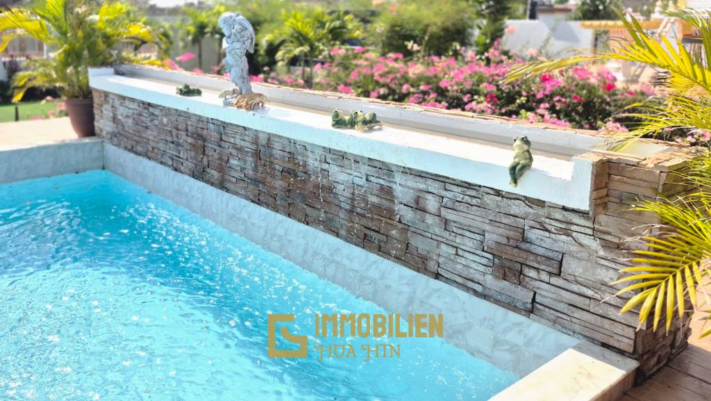 4 Bedroom Detached Home on 4-2-74 Rai  in Hua Hin